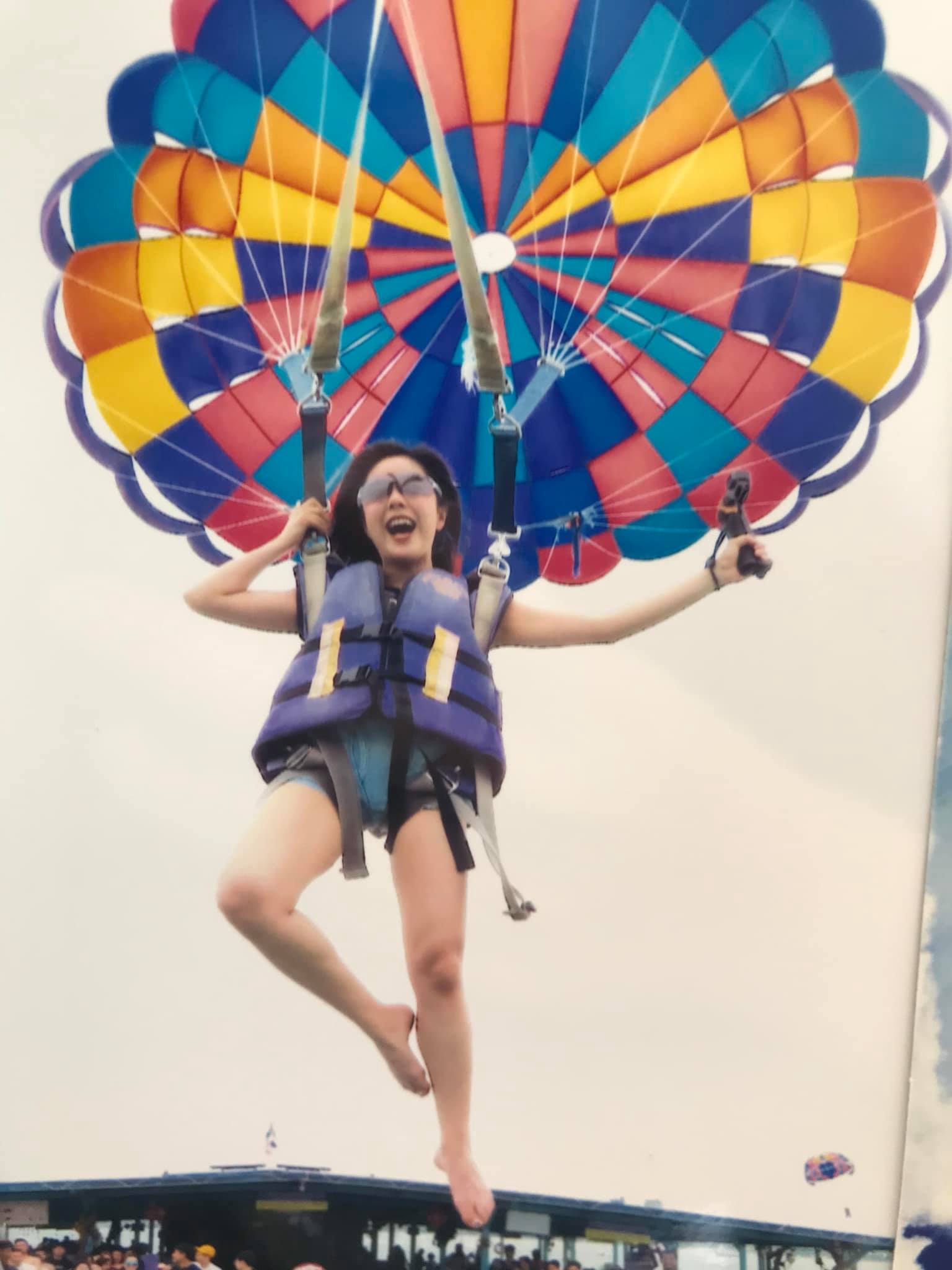 Parasailing 5 mins